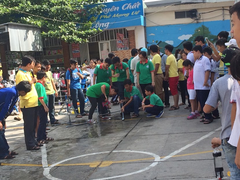 Tham Gia Hội Thi Bắn Tên Lửa Nước 2016